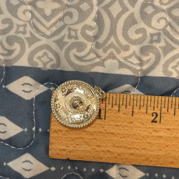 Sterling silver sombrero pendant - Picture 2 of 4
